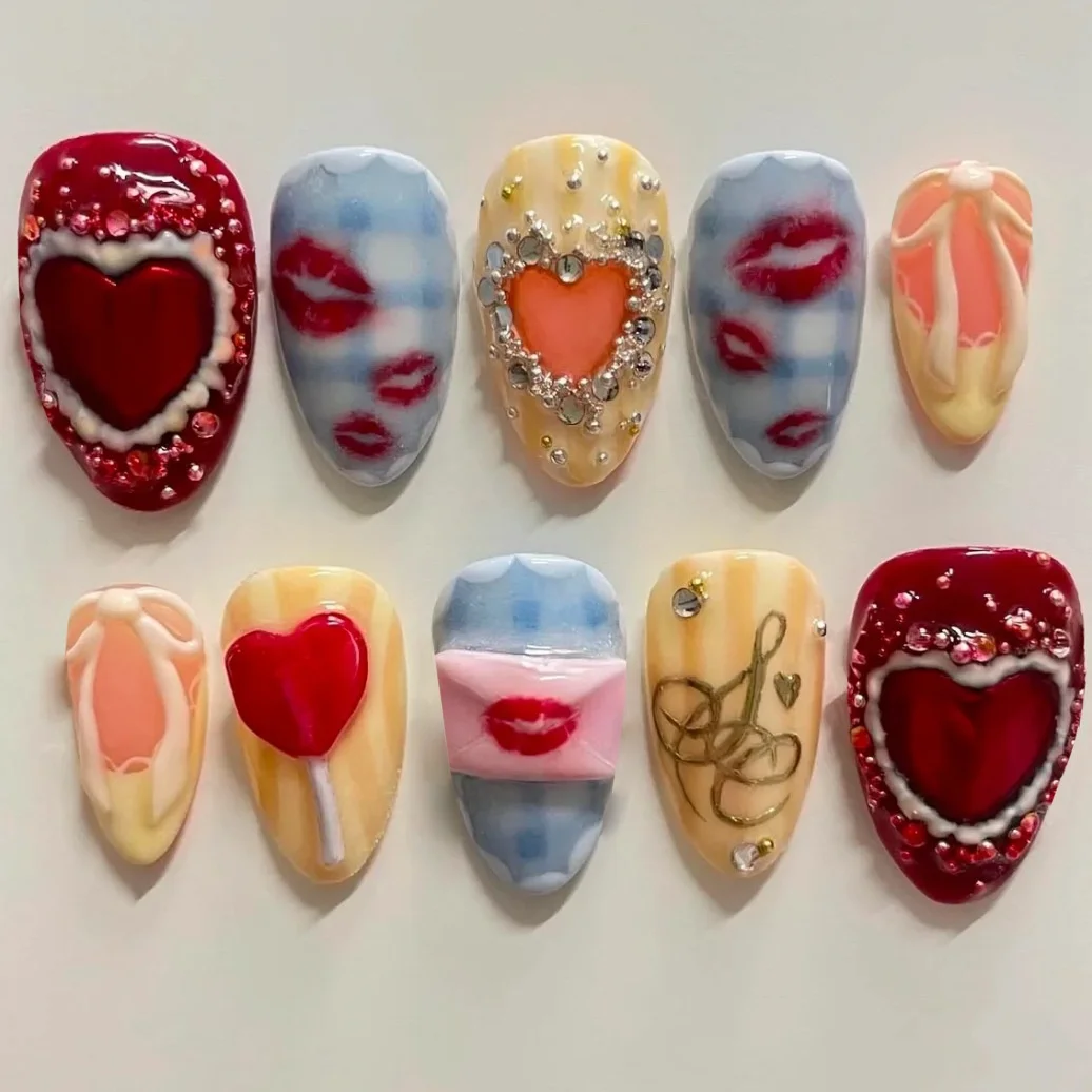 24Pcs Spicy Girl Style Finished Nail with Lip Print Pattern Sweet Bow Love Full False Nails Press on Almond Design Fake Nails