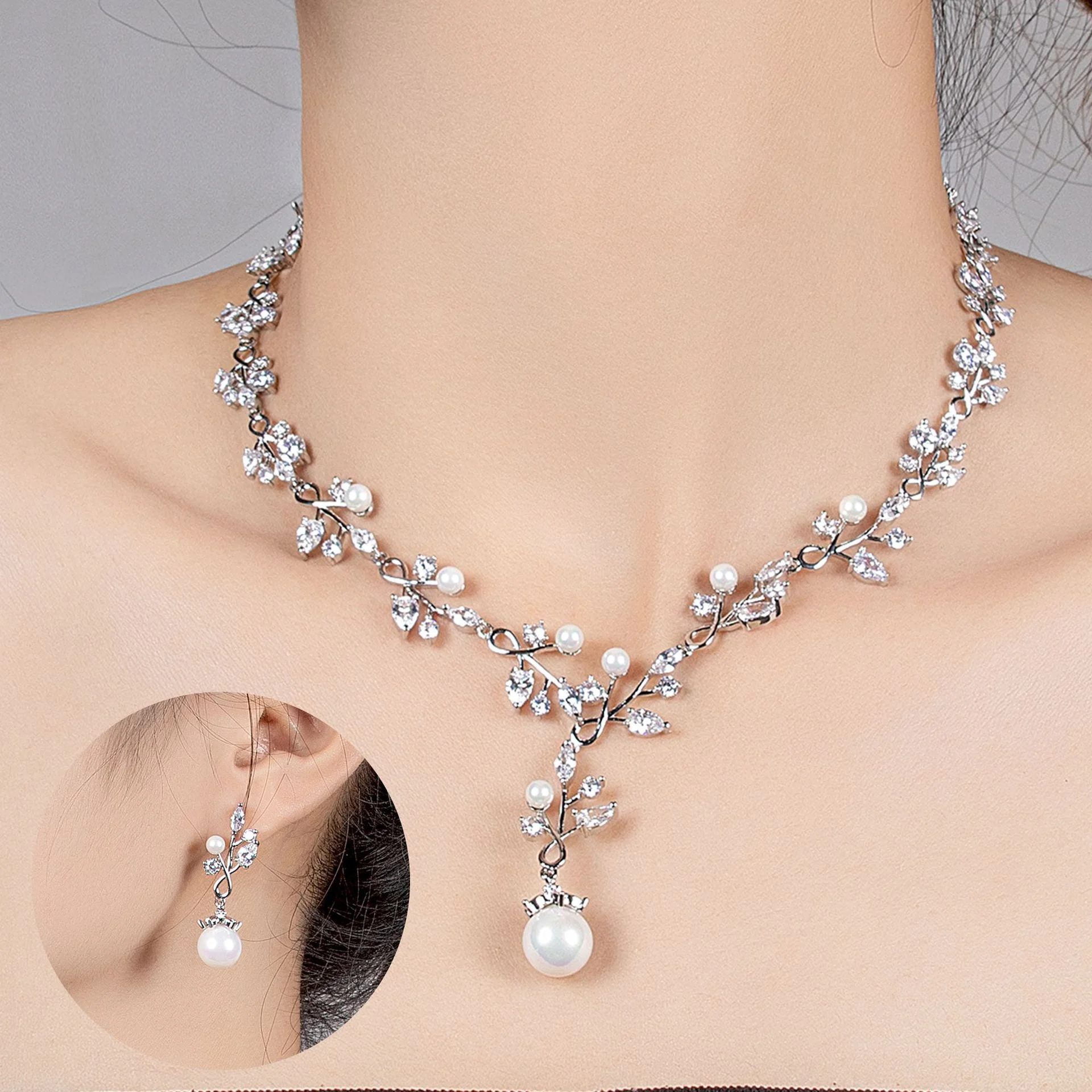 

European Style Bridal Pearl Jewelry Set, Elegant Floral Design, 925 Silver Needle Tassel Earrings & Necklace Two-piece Set