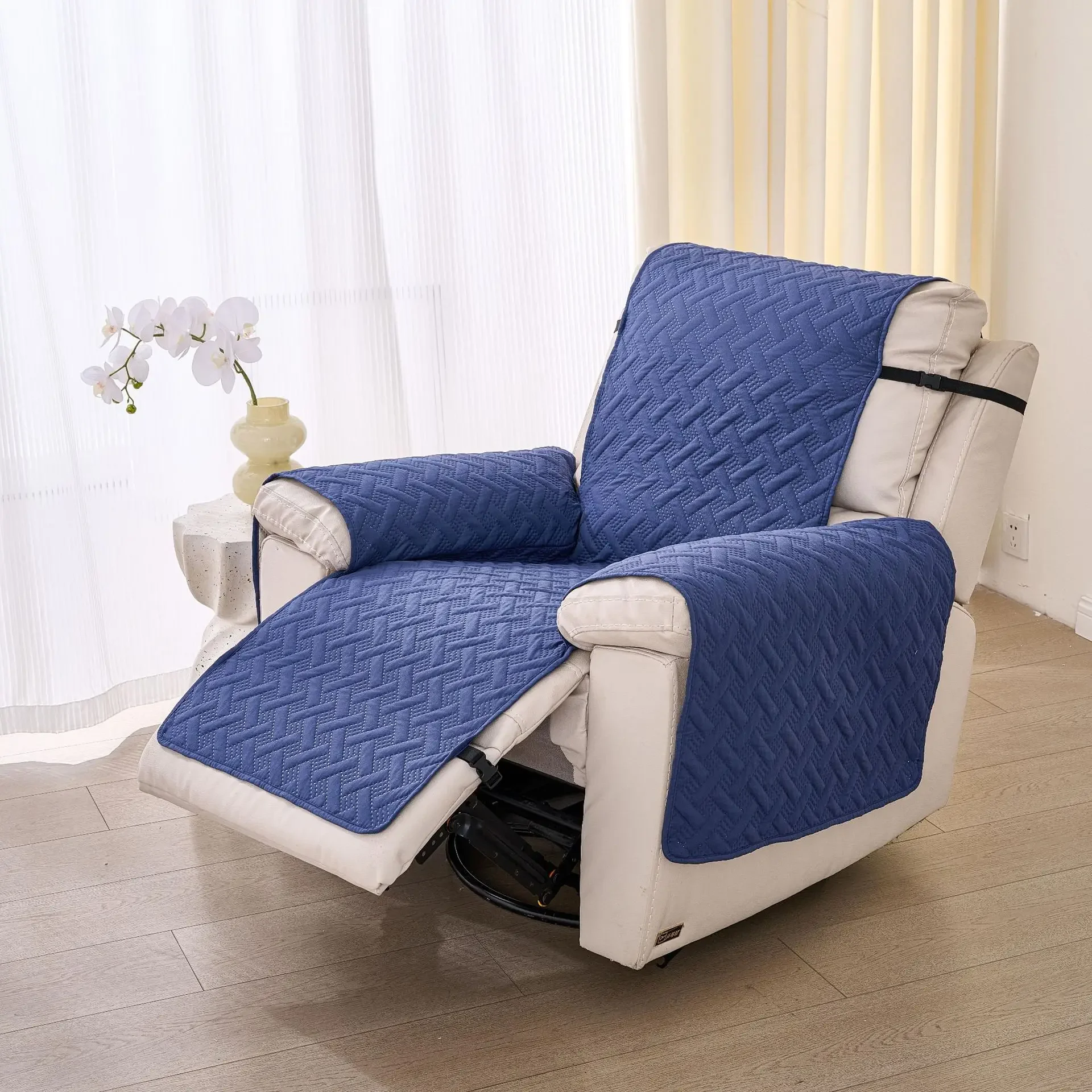 Pet Sofa Cover Quilted Geometric Non-Slip Couch Cover Scratch-Resistant Easy Clean Universal Furniture Protector 1/2/3 Seater