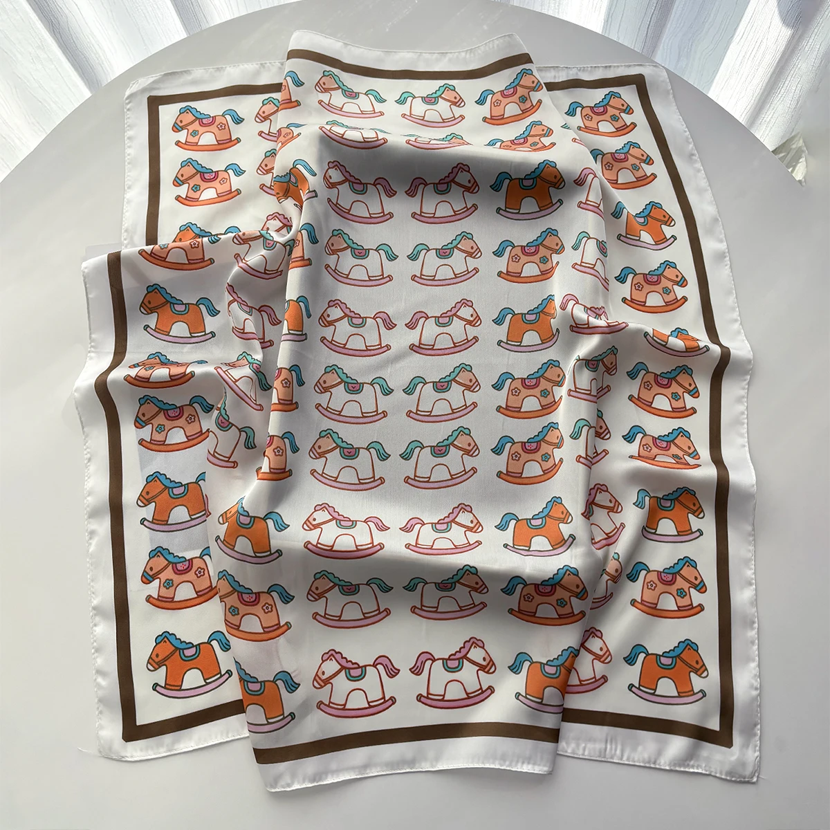 Стильные платки-банданы из иск – обзор и цена Scarf Silk Square