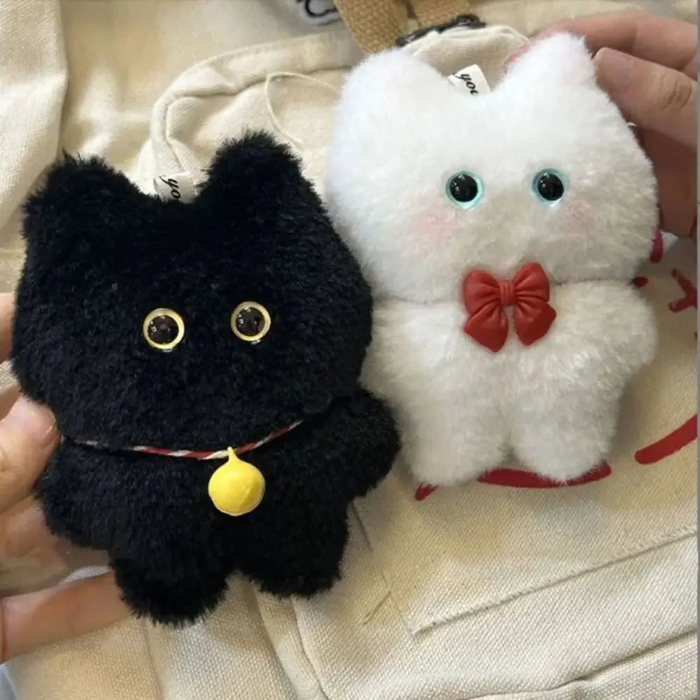 LLavero de peluche de gato negro con ojo grande para decoración de mochila, llavero de muñeco de peluche de gato de dibujos animados antipérdida, bolso colgante de felpa suave