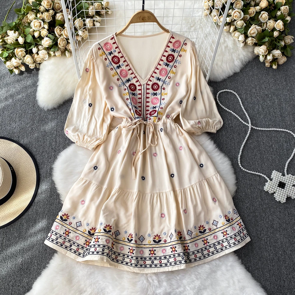 Retro Zwarte Dames Korte Jurk Bohemian Folk Stijl Vestidos Borduurwerk Zonnejurk Boho Vintage Poff Mouw Mini Jurken Voor Meisjes