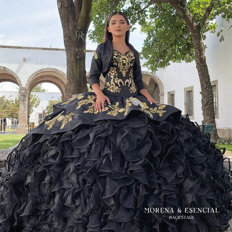 Falda escalonada con volantes negros, vestido de princesa quinceañera con chaqueta, bordado Floral dorado, vestido mexicano con cordones de 15 años