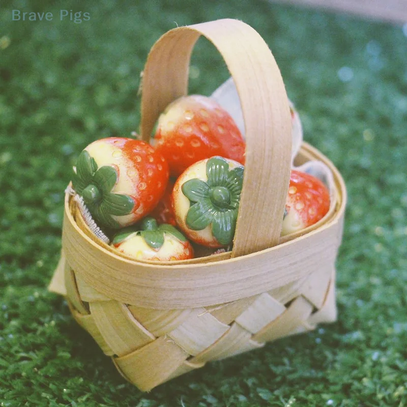 1/12 Cute Dollhouse Hand-woven Vegetable Food Basket Dolls Miniature Decoration image 5