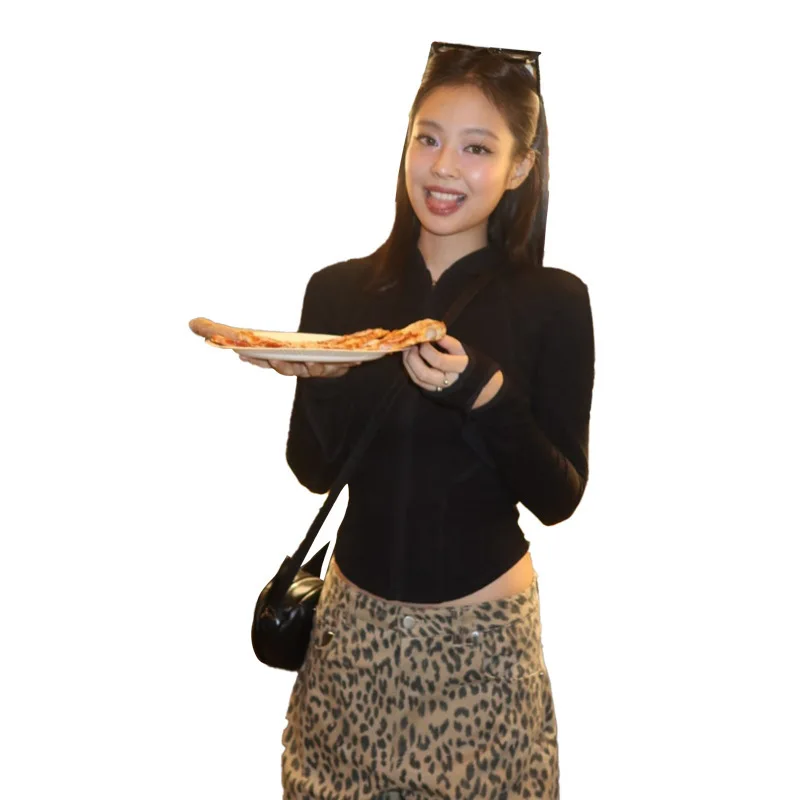 Jennie-cárdigan del mismo estilo para mujer, Top ajustado y adelgazante con cremallera, Color sólido, moda de invierno 2024