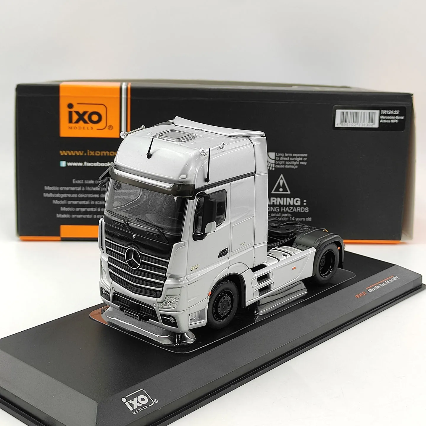 Diecast IXO 1:43 Scale Benz Actros MP4 Tractor Truck Alloy Car Model
