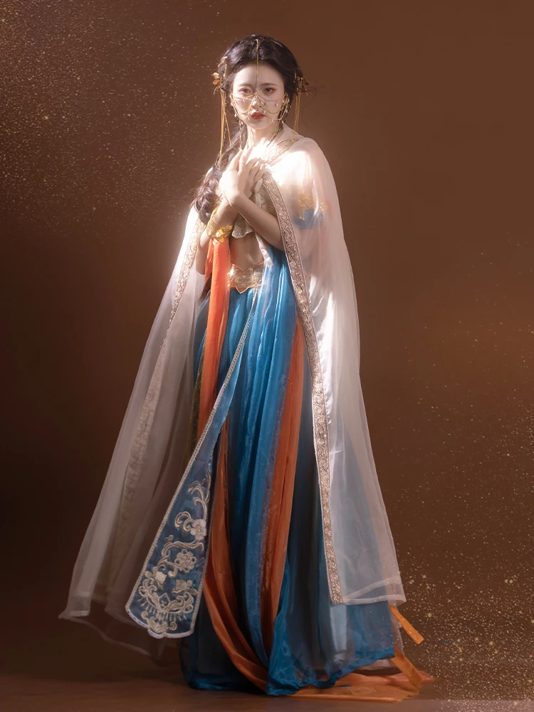 

Оригинальный женский ханьфу Xianchuxi [Богиня Западных регионов] Экзотический летний ханьфу с богатой отделкой, модель HanSu