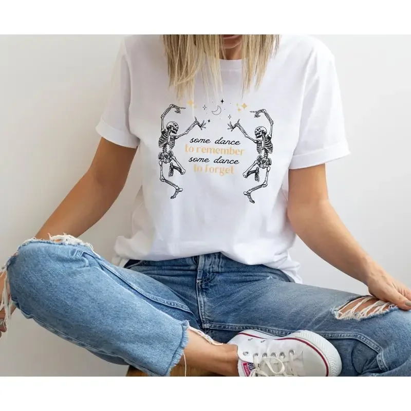 T-shirt Squelettes Dansants : Tu m'as rendu la vie au corps, squelette mort à l'intérieur, tu me fais danser pour te souvenir, oublier