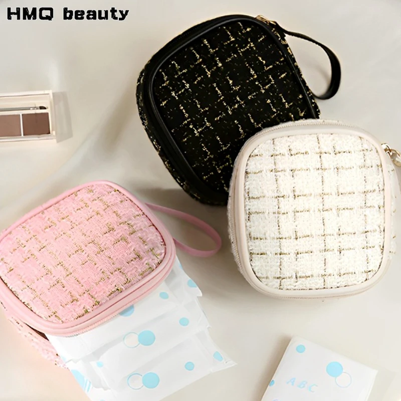 Portable Cosmetic Bags with Wristband Luxury Makeup Lipsticks Storage Pouch Portable Travel Toiletry Organizer Female Handbag