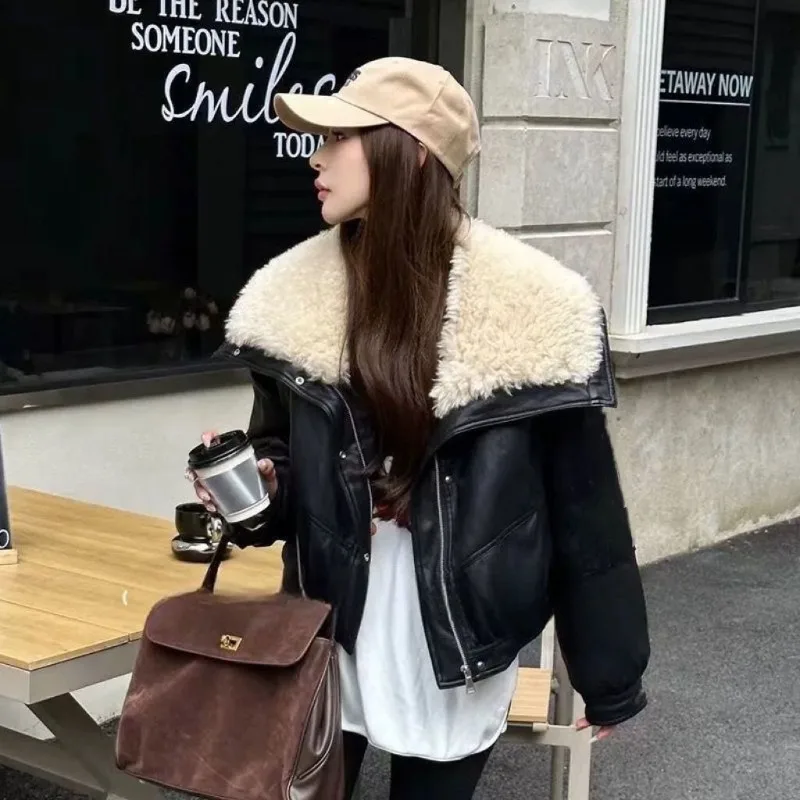 New Winter Warm Elegant Stylish Coat Featuring A Large Lapel Down and Cotton Jacket with A No-wash Pu Leather Coat Lambskin Fur.