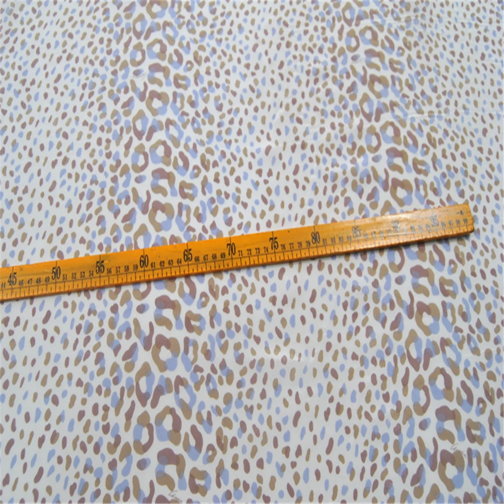 Popular Modern Style Leopard Print Silk Crepe De Chine Fabric with Comfortable Feeling Material for Nice Dress