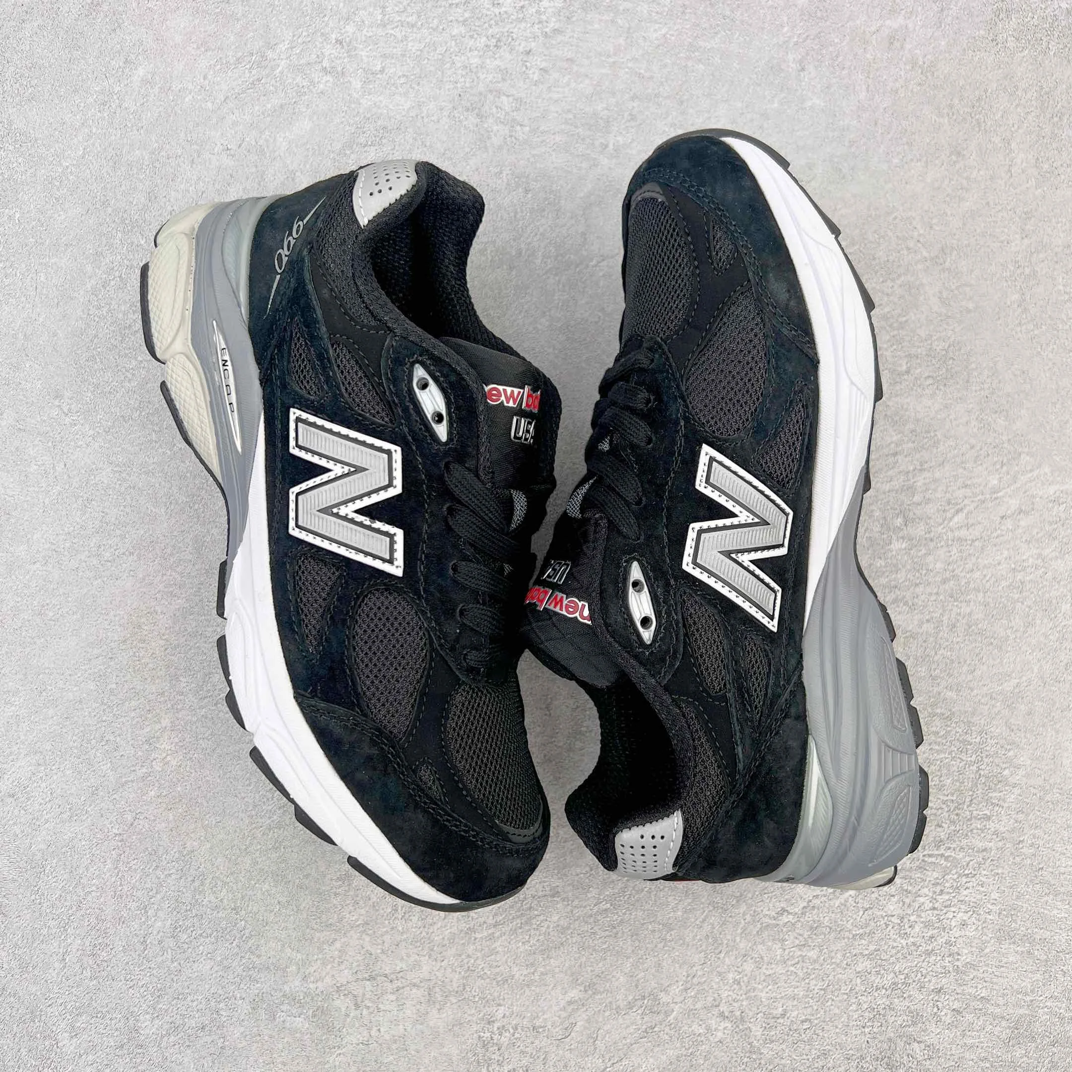 NewBalance sepatu berjalan atas rendah uniseks, sepatu kets lembut tahan selip seri V3 NB990 pria/wanita