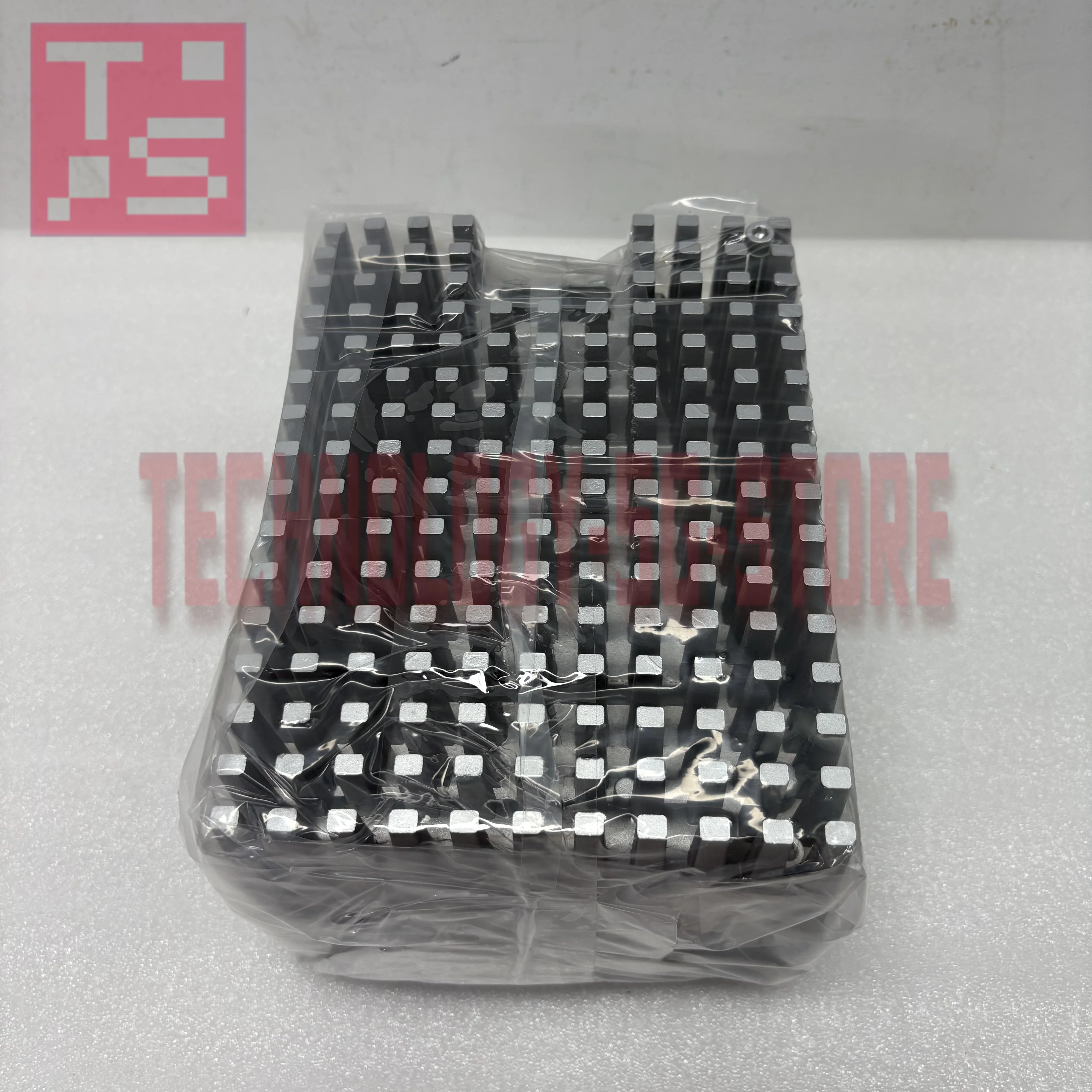 E82MV751-4B001 E82MV751-4B151 VFD ใหม่ในกล่อง