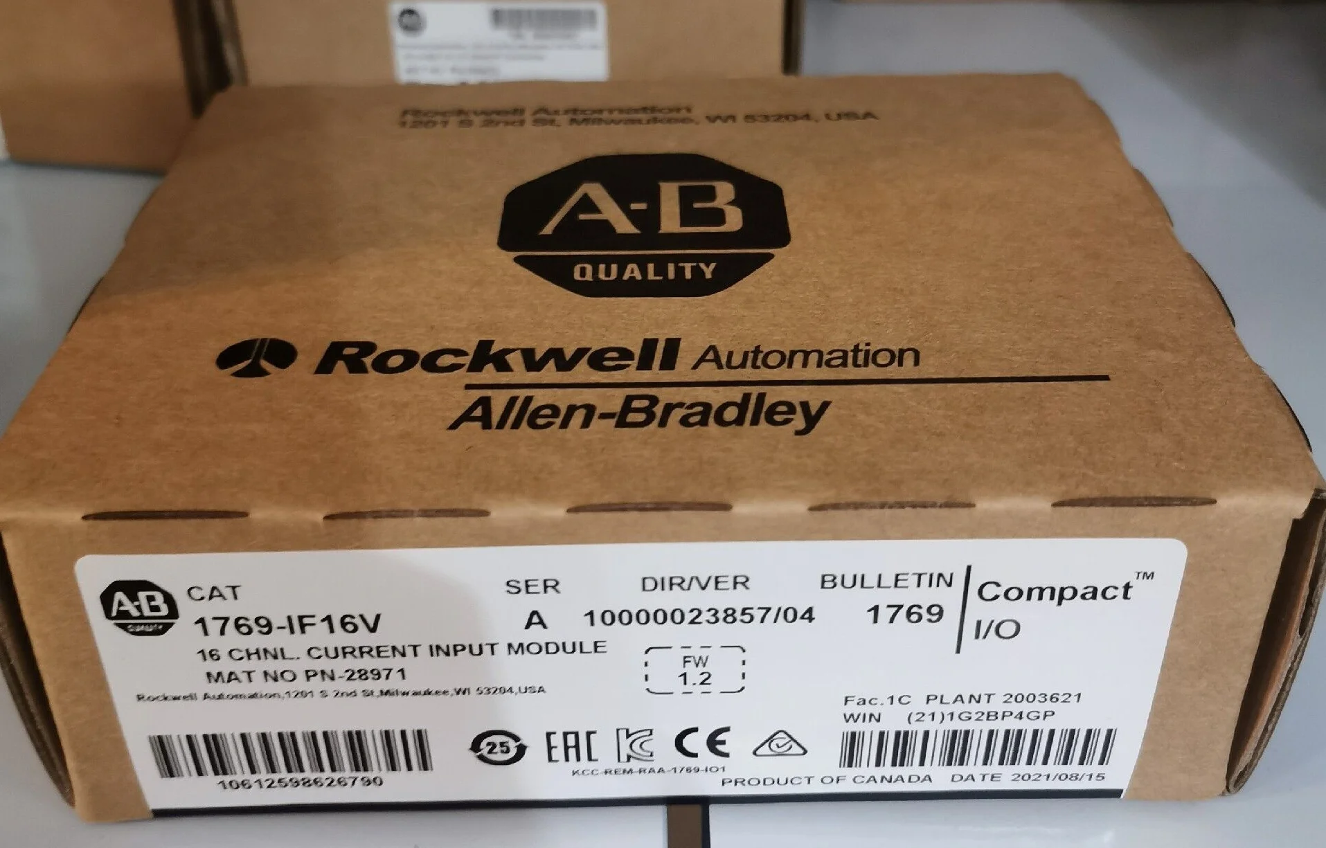 1PC NOUVEAU AB 1769-IF16V 1769IF16V UNE CASE MARQUE