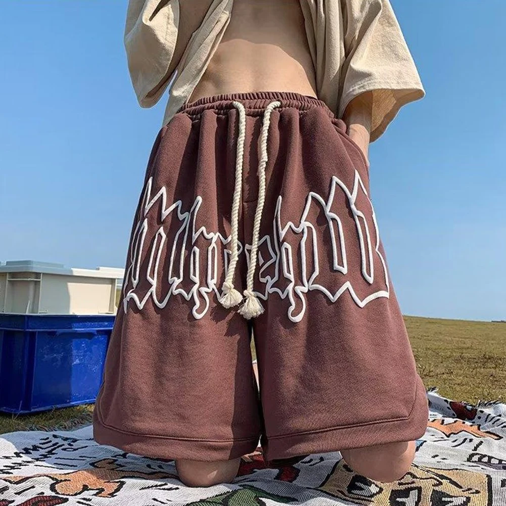 メンズ カジュアル ショーツ Y2K スタイル レター フォーム プリント ルーズ スウェットパンツ ジム バスケットボール ショーツ 夏休みや日常着に