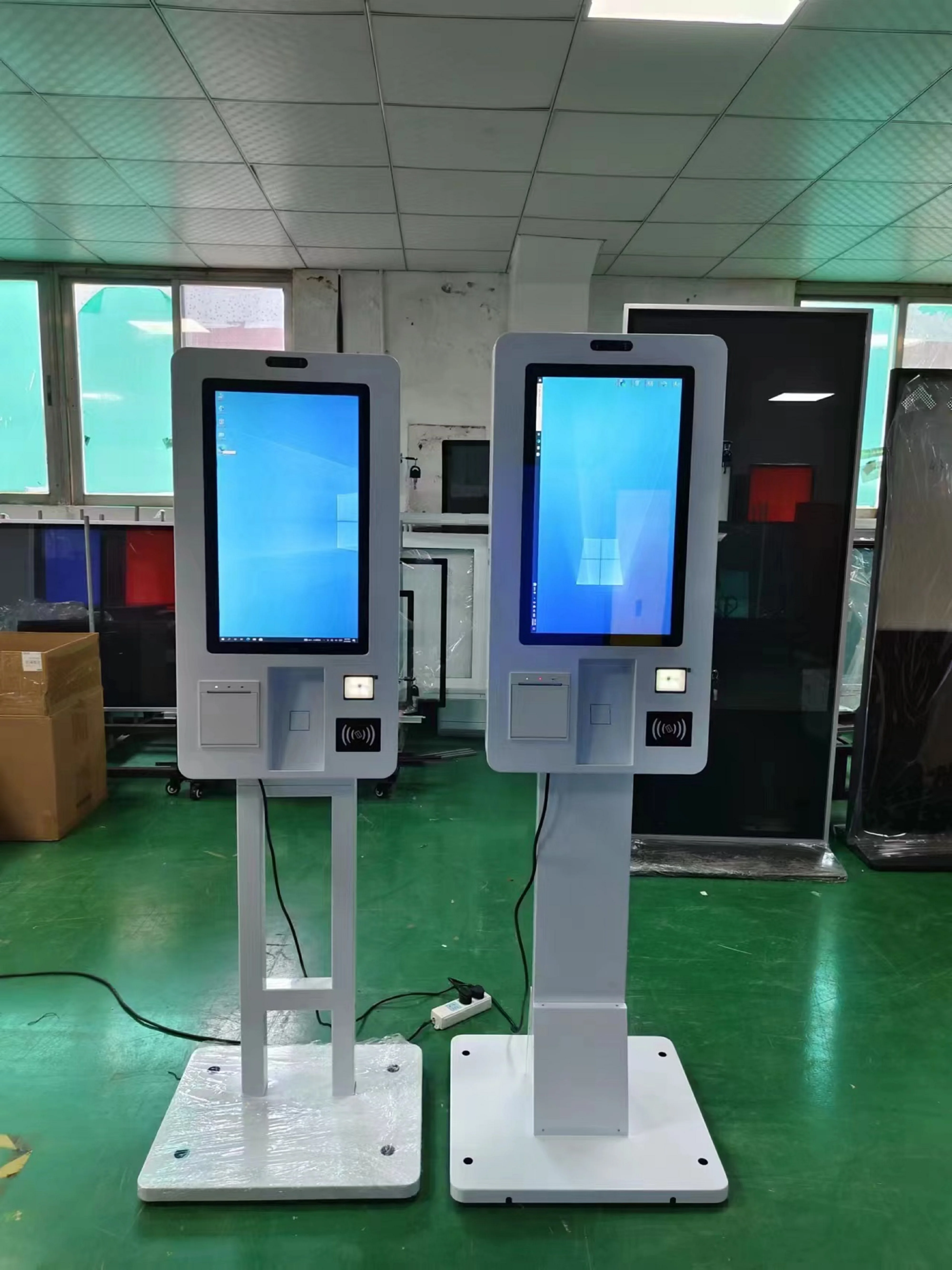 كشك طلب الدفع لـ /مطعم الوجبات السريعة 21.5 24 32 بوصة تعمل باللمس POS آلة الطلب الذاتي ذاتية #6