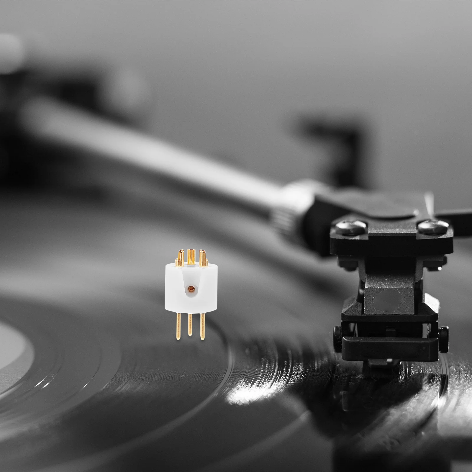 Рисунок 4 - Позолоченный 5-контактный разъем для проигрывателя