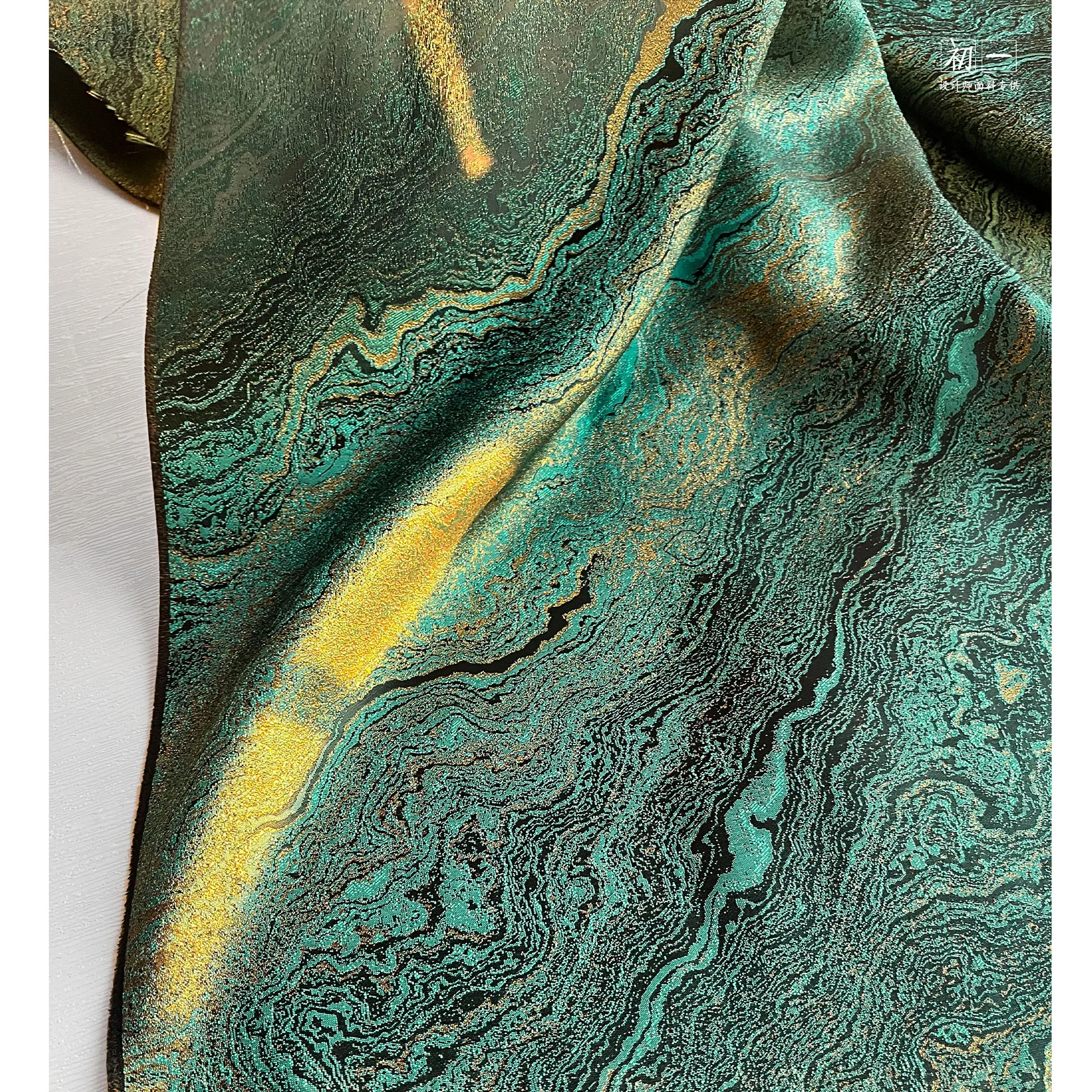 Green Retro Chinese Style Gilding Woven Brocade Figured Cloth Abstract Texture National DIY Decorative Painting Designer Fabric