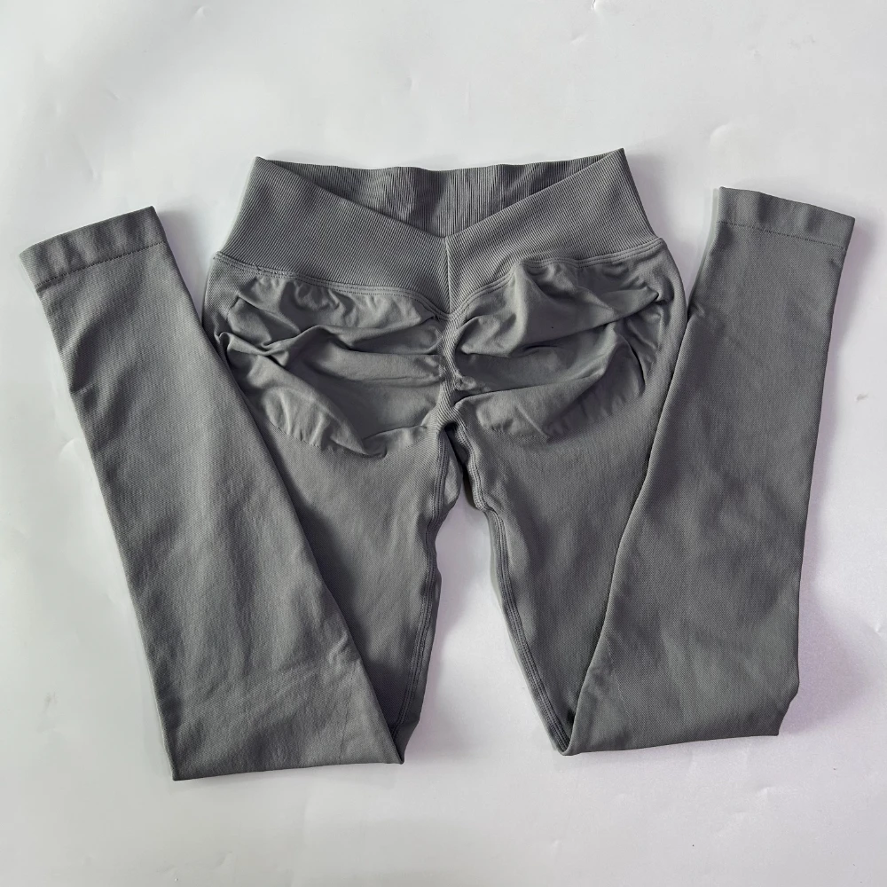 Damen Yoga-Leggings mit V-Rücken und Hoher Taille, Nahtlose Fitnesshose, Hochelastische Booty-Scrunch-Bum-Leggings, Gym-Workout-Tights, Sportbekleidung – Detail 11