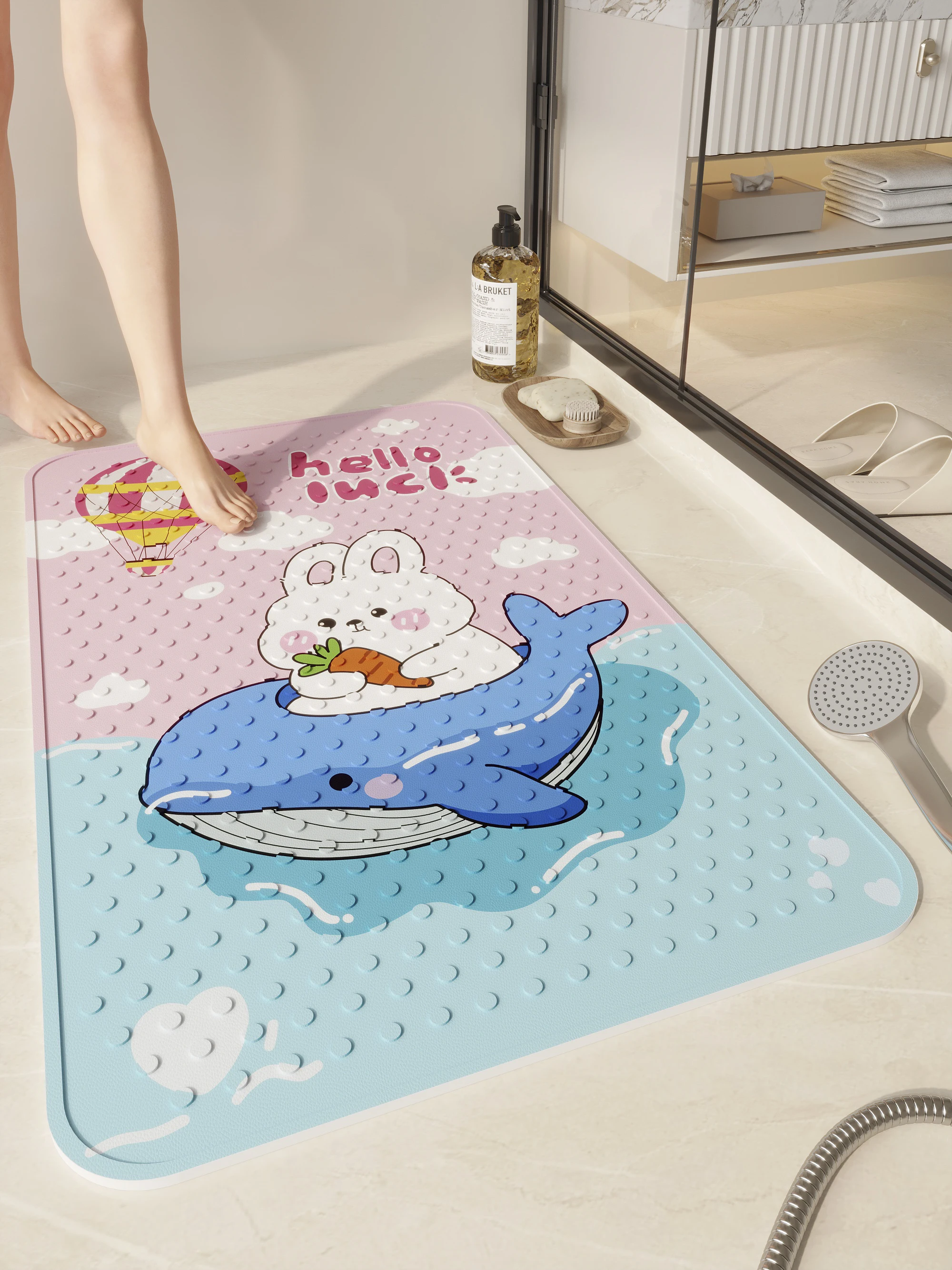 

Милый мультяшный коврик с изображением кита и кролика, противоскользящий, для дома, ванной комнаты, душевой, из ПВХ, прямоугольный, с принтом животных