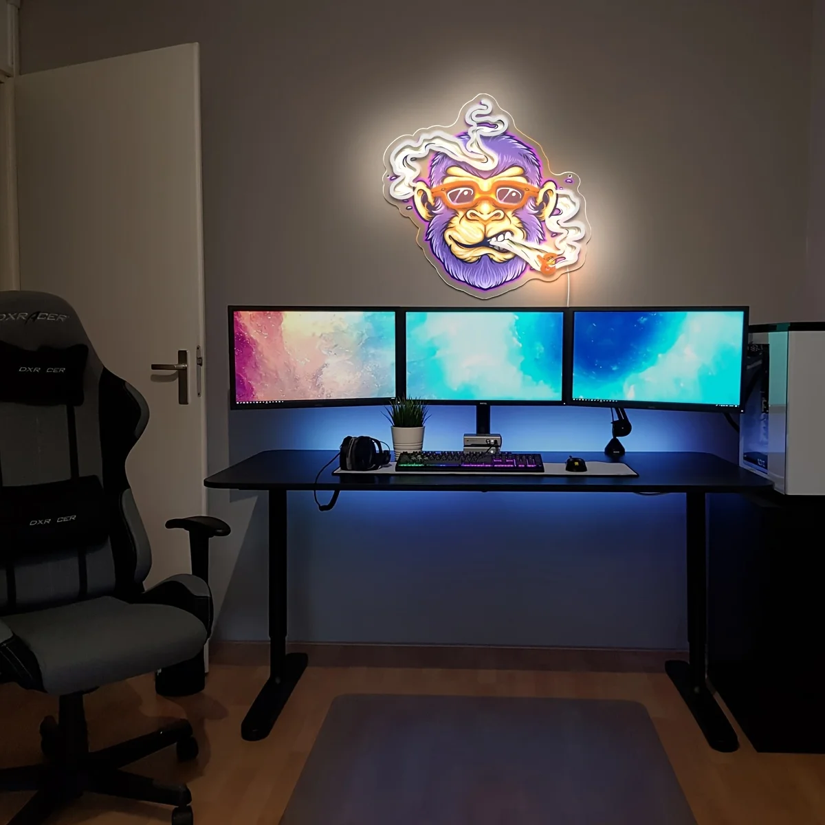 Funky Purple Monkey Neonschild mit Sonnenbrille und Raucheffekt, coole LED-Wandkunst für Bar, Spielzimmer, Heimdekoration, einzigartiges Geschenk