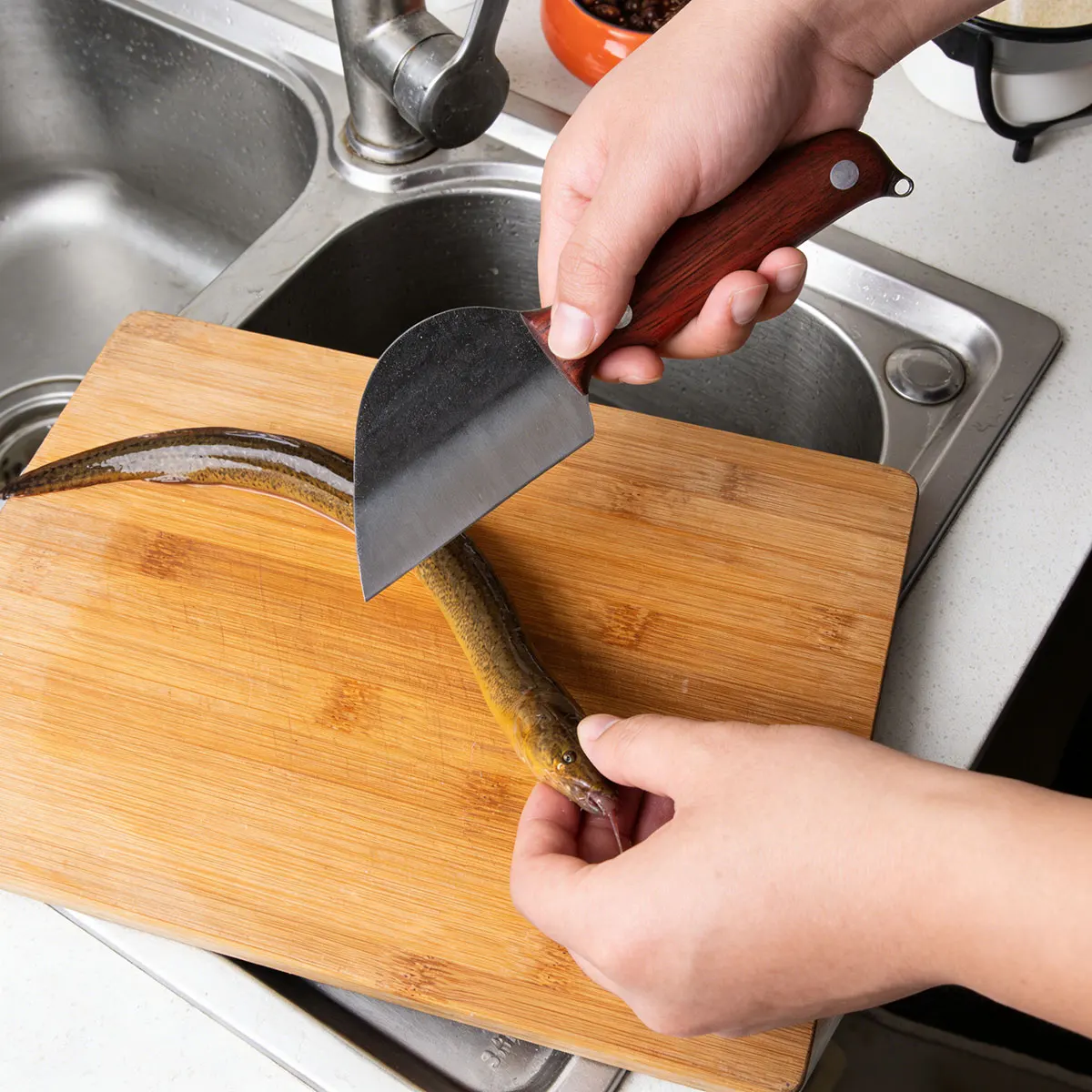 Multifunctional Eel Knife Hand Forged, Rust Resistant Gutting Fish Tool, Sharp Fillet Knife For Sashimi Home Cooking