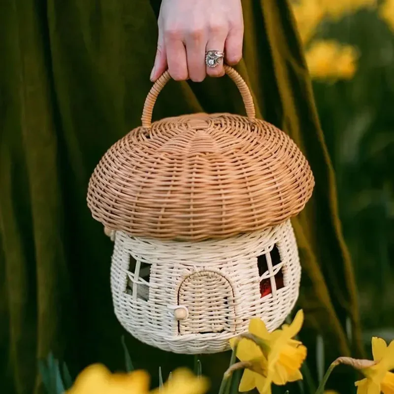 Handmade Mushroom Basket Bag Decorative Rattan Woven Baskets Straw Storage Box Vacation Picnic Basket Kid Toy Sundries Organizer