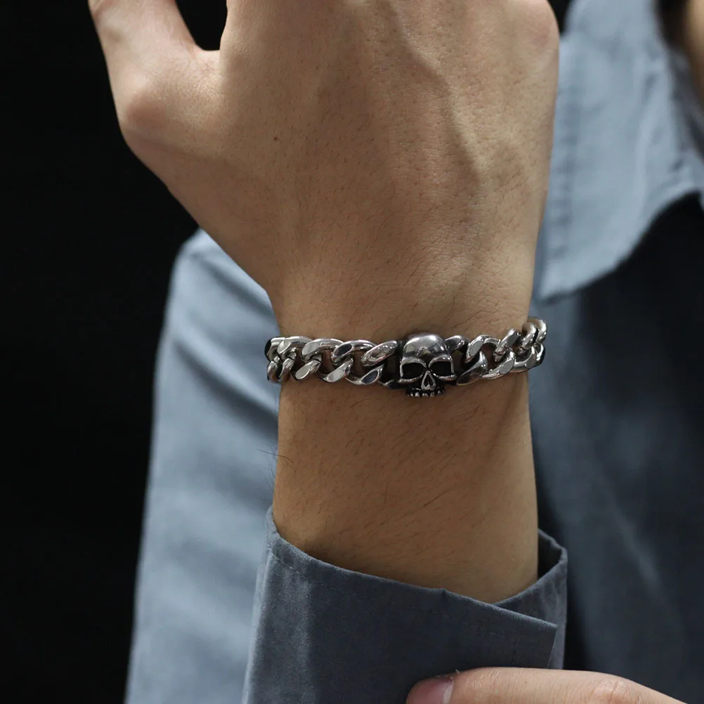 

Punk Skull Bracelet Metal Chain Gothic Wrist Jewelry Halloween Party Fashion Bracelet Men Women Punk Wristband