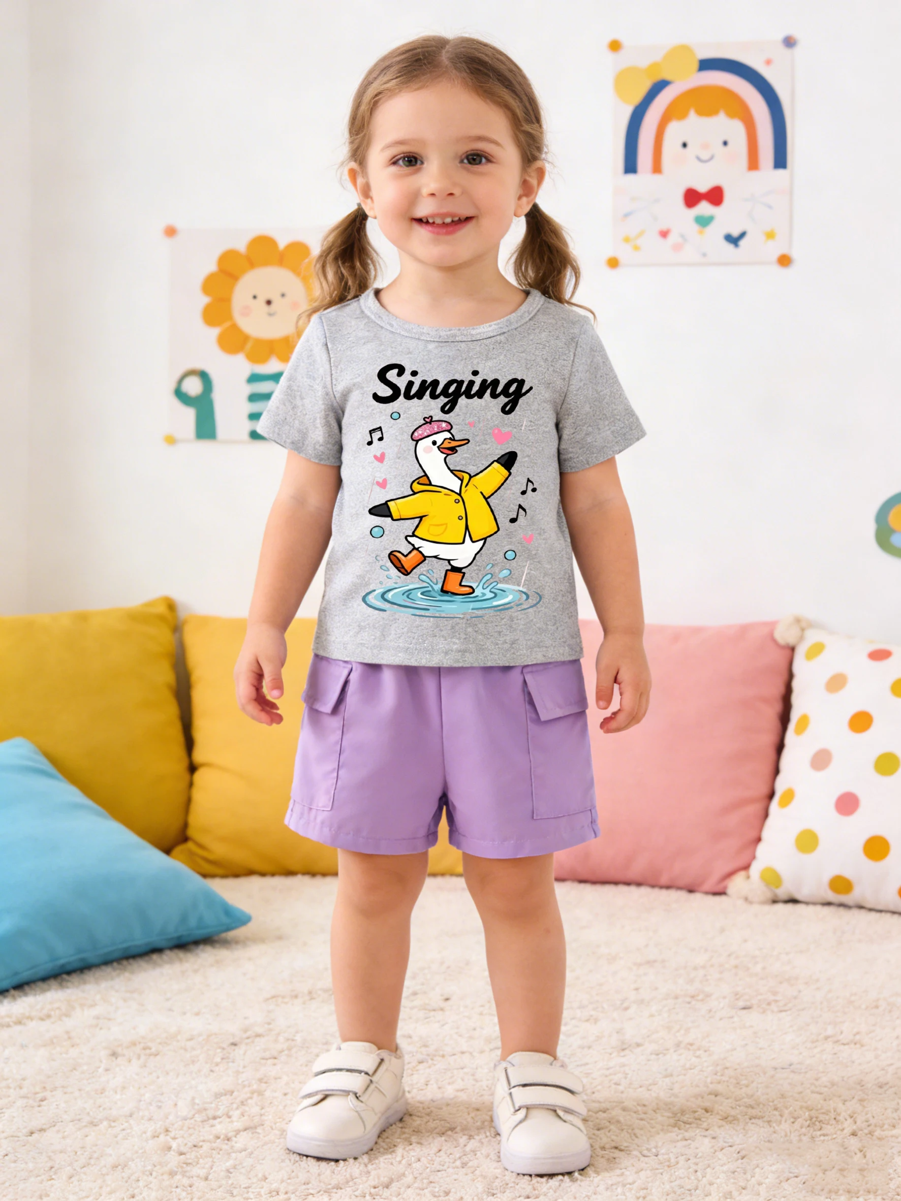 

Серый и фиолетовый комплект + утиный принт: стиль с короткими рукавами — ношение поющей и танцующей сладости