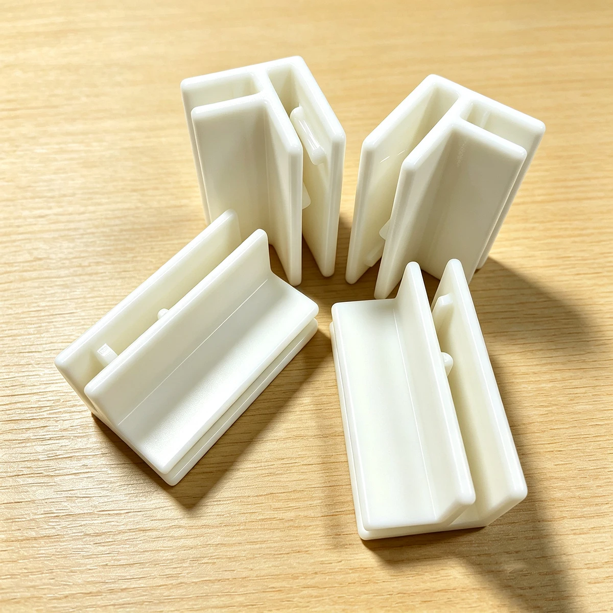 White 4Pc 90-Degree Right Angle Board Connection Clamps, Wood Frame Splicing Positioning Clips, DIY Woodworking Right Angle Joining Fasteners