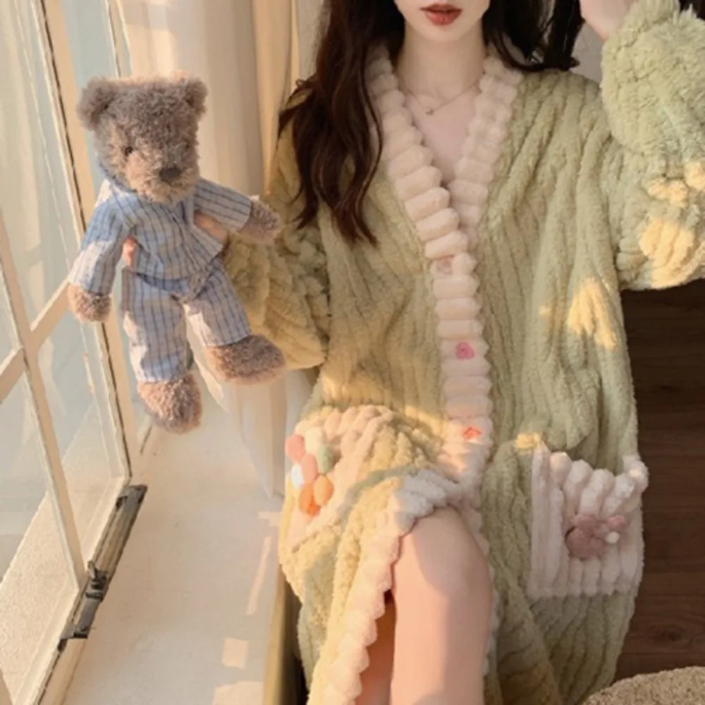 

Kawaii Thickened Women Sleepwear Nightwear Coral Fleece Soft Ladies Pajamas Homewear Warm Loungewear Cardigan Suit Autumn Winter