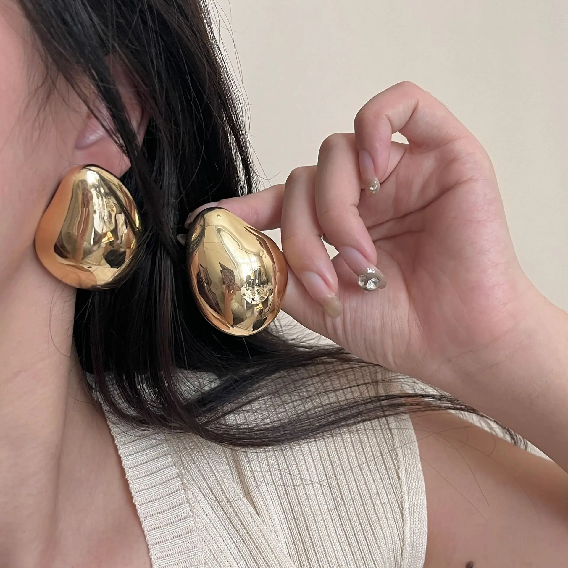 Europe and America New Trend Metal Glossy Large Earrings for Women Simple Temperament Unique Jewelry Gifts