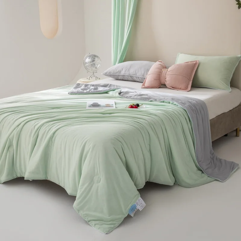 Soft Silky Cool Summer Quilt Cold Cooling Fabric Breathable Cooled Air Condition Blanket Summer Thin Comforter Machine Washable