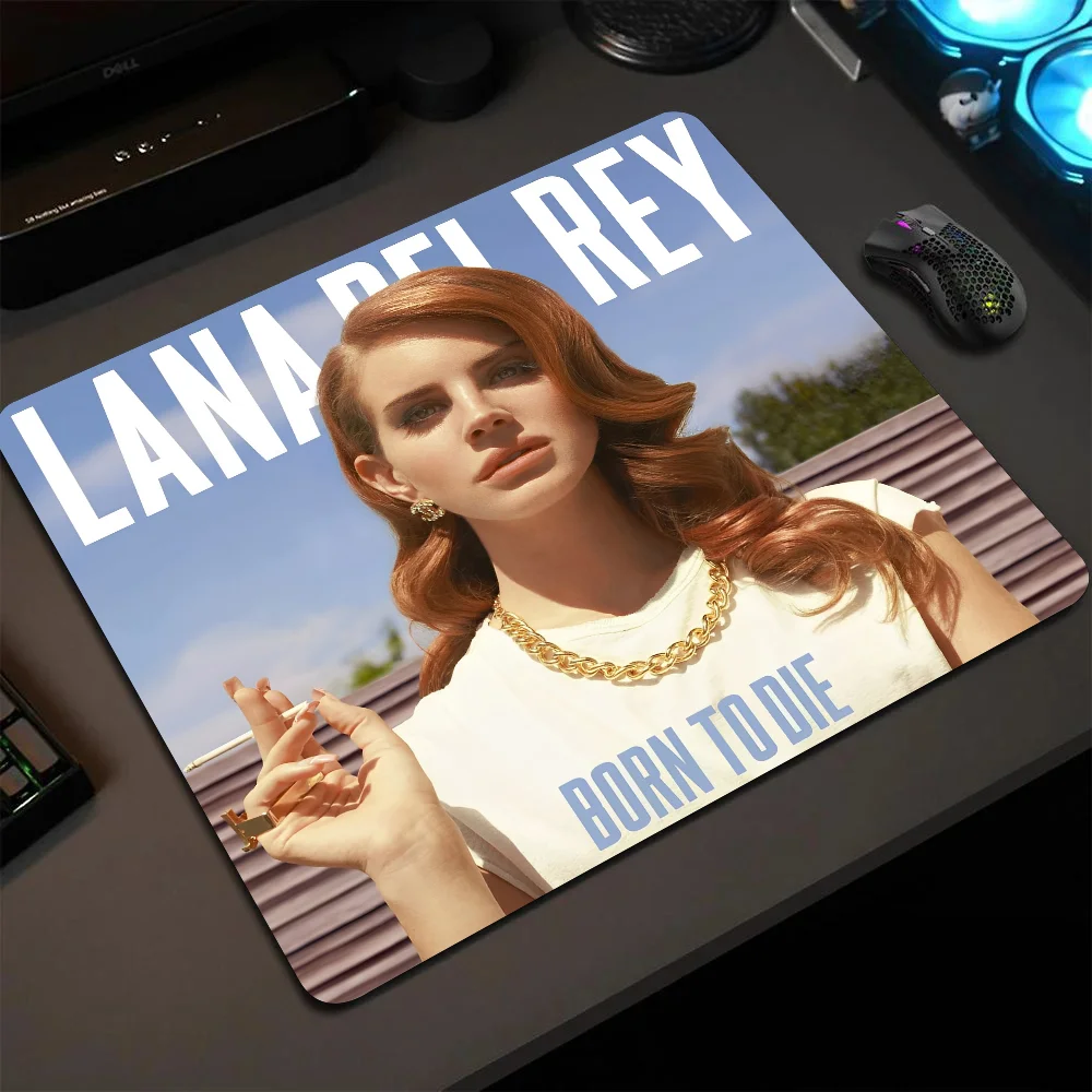 Lana Del Rey Mousepad Small LockEdge Mouse Pad For Gamers Computer Desk Pad Rectangular Anti-slip Rubber