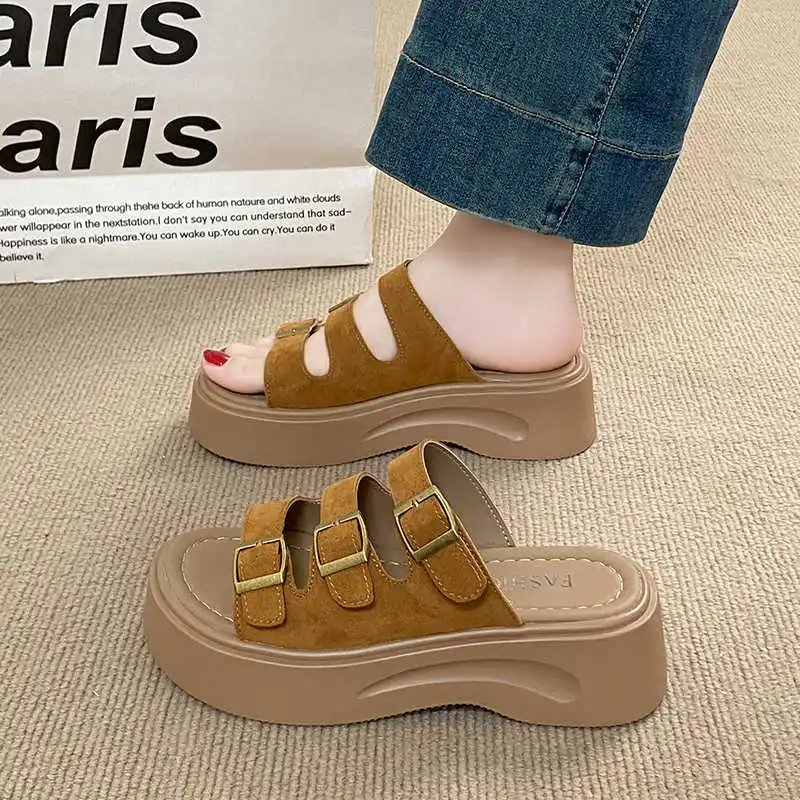 

Nonslip Spring-autumn Ladies Sandal Bath Slippers Women Luxury Sports Shoes For Women Sneakers To Play Due To Different