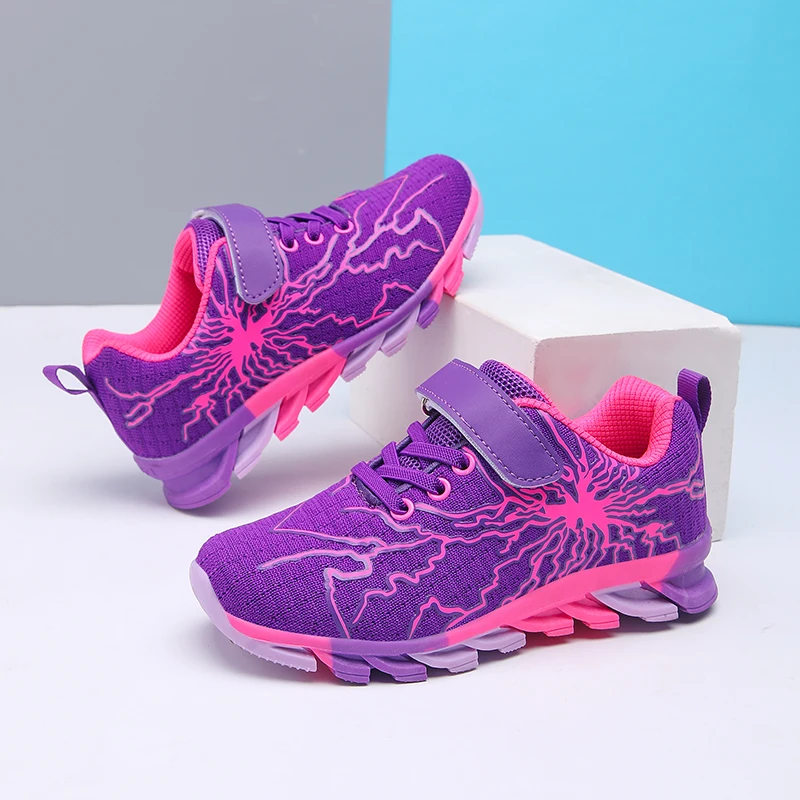 

2025 Hot Selling Low Cut Childrens Sports Shoes Fashionable Outdoor Comfortable Running Shoes Lightweight Elastic Training Shoes