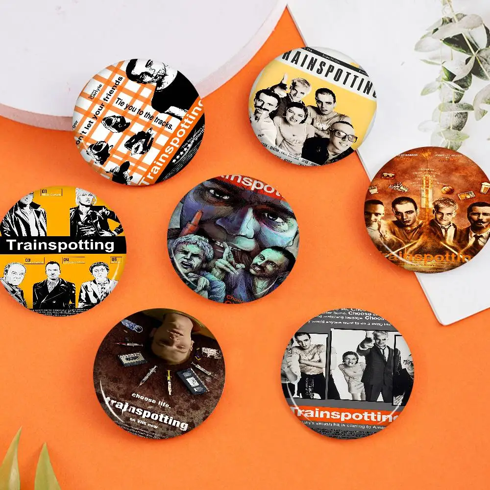 Klassische Film Trainspotting Nostalgie Weißblech Soft Button Pin Brosche Metall Abzeichen Custom Schmuck Zubehör Hut Tasche Revers