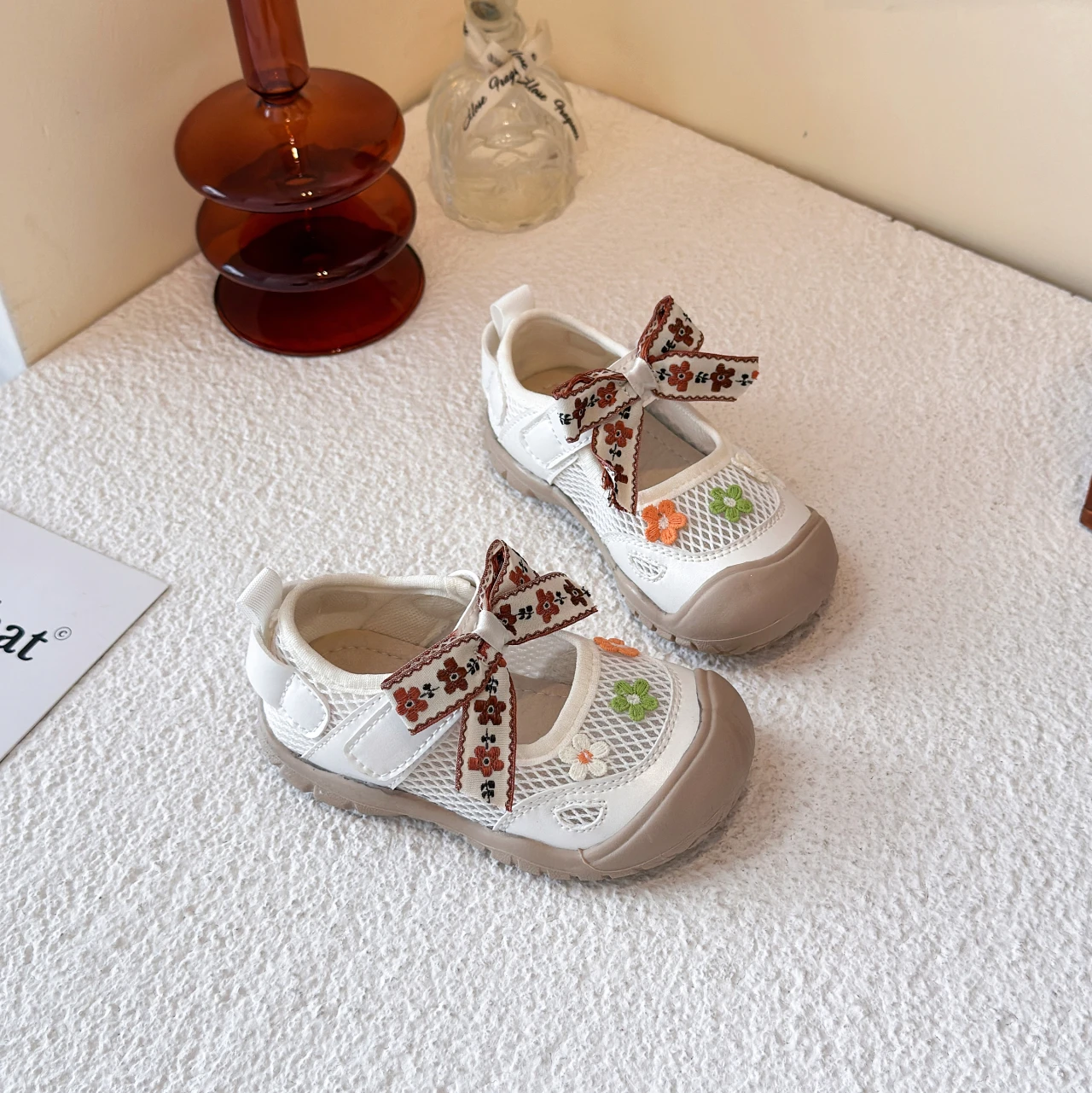 Girls Casual Shoes Hollowed-out Non-slip Kids Sandals Toes Capped Anti-kick 2026 Summer New Children Beach Shoes Mesh Breathable