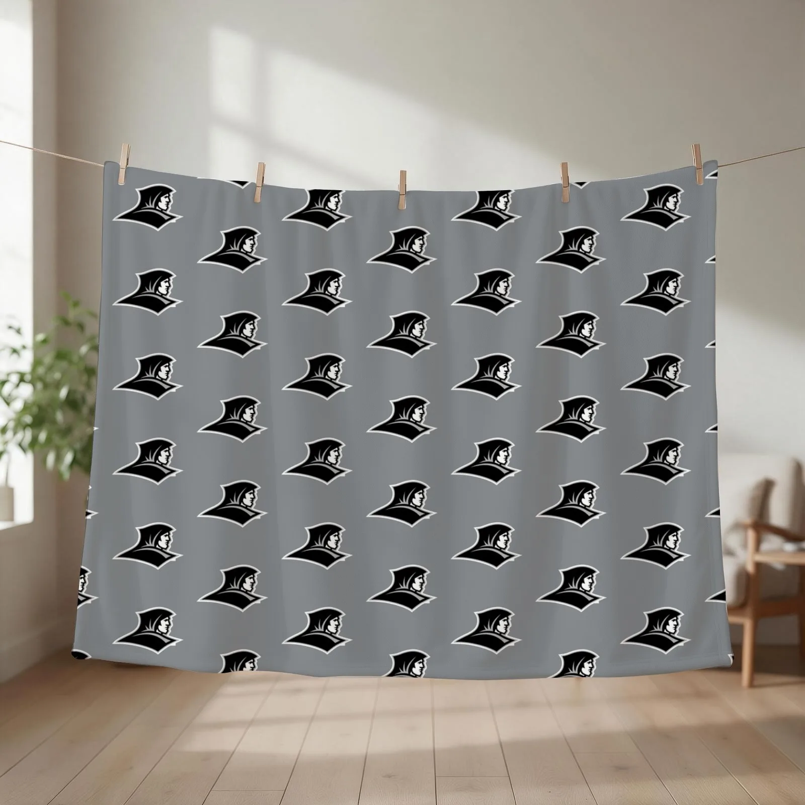 Original Logo Providence Friars Throw Blanket Retros Thins Single Large Blankets