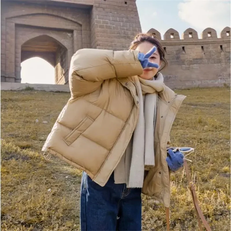 Jaqueta curta de algodão acolchoado para mulheres, Parkas coreanas, sobretudo quente, casaco de pão espesso, outwear feminino, novo inverno, 2024