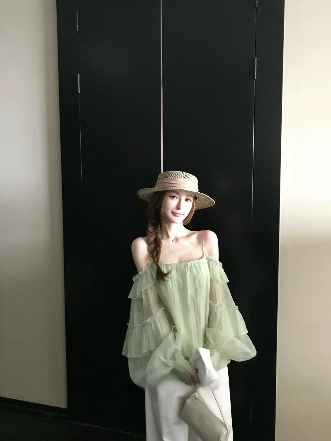 

Green Lace Trim One Shoulder Loose Fit Slimming Summer Shirt Women's High End Feelings Sleeveless Chiffon Top Casual Style
