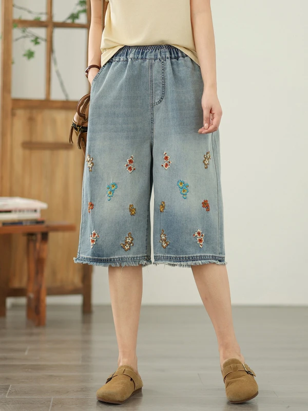 

Embroidered Flower Letter Sixteen Jeans Women's Summer New Cartoon Anti-aging Casual Five-Quarter Mid-Pants High Waist Straig...