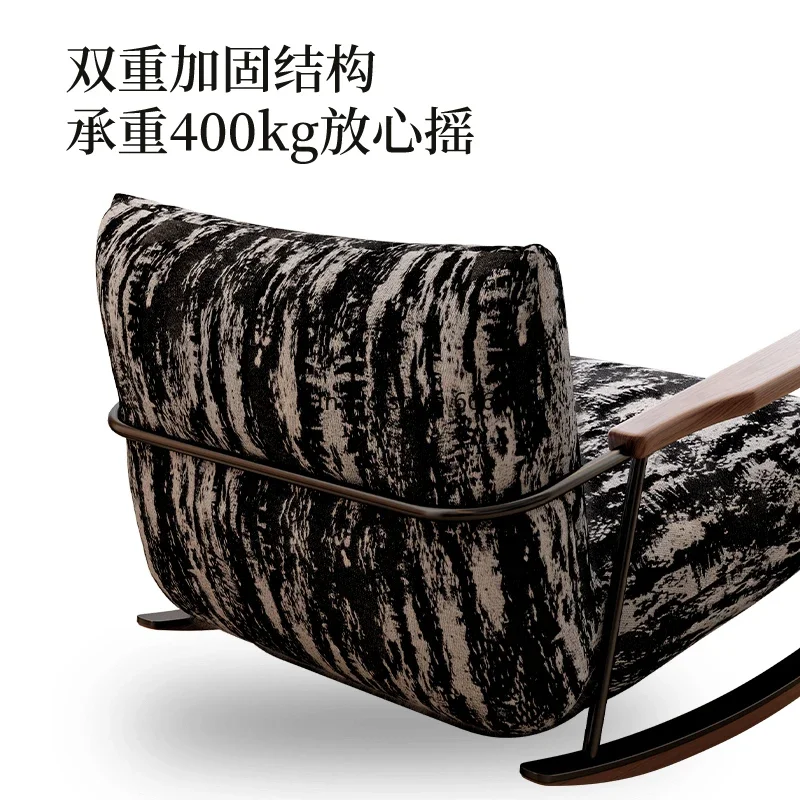 Freizeit-Schaukelstuhl mit Tintenwaschung