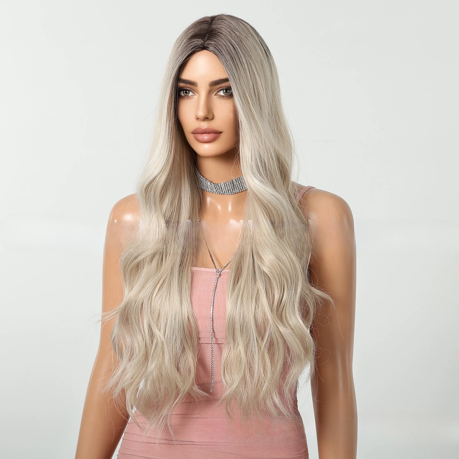 Platin-Perücke im europäischen und amerikanischen Stil, volle Kopfbedeckung, mittlerer Kopf, allmähliche Veränderung, langes lockiges Haar, chemische Faserfrauen