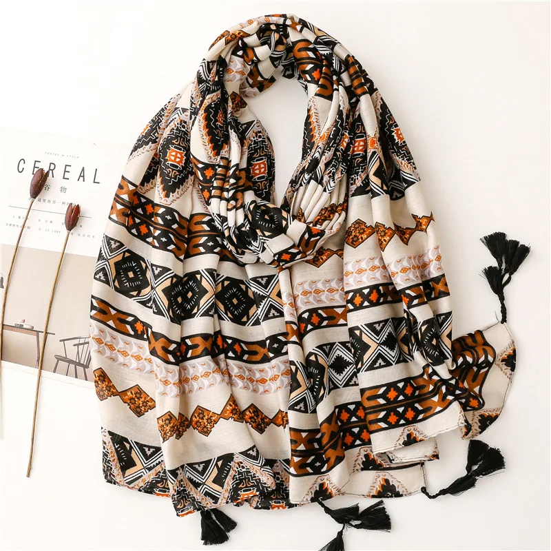 Autumn Aztec Paisley Geometric Tassel Viscose Shawl Scarf Lady High Quality Print Soft Wrap Bufandas Muslim Hijab Sjaal 180*90Cm