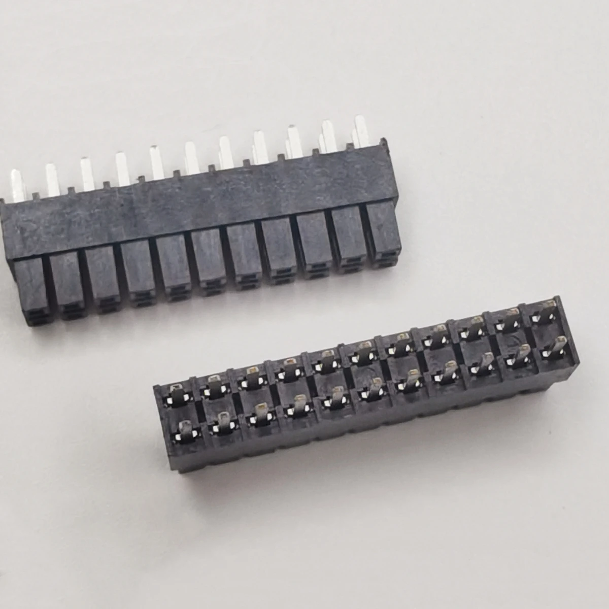 2 Stks/partij IPS1-111-01-S-D 2.54Mm 22pin 2-Bank Power Board Vrouwelijke Socket Verguld