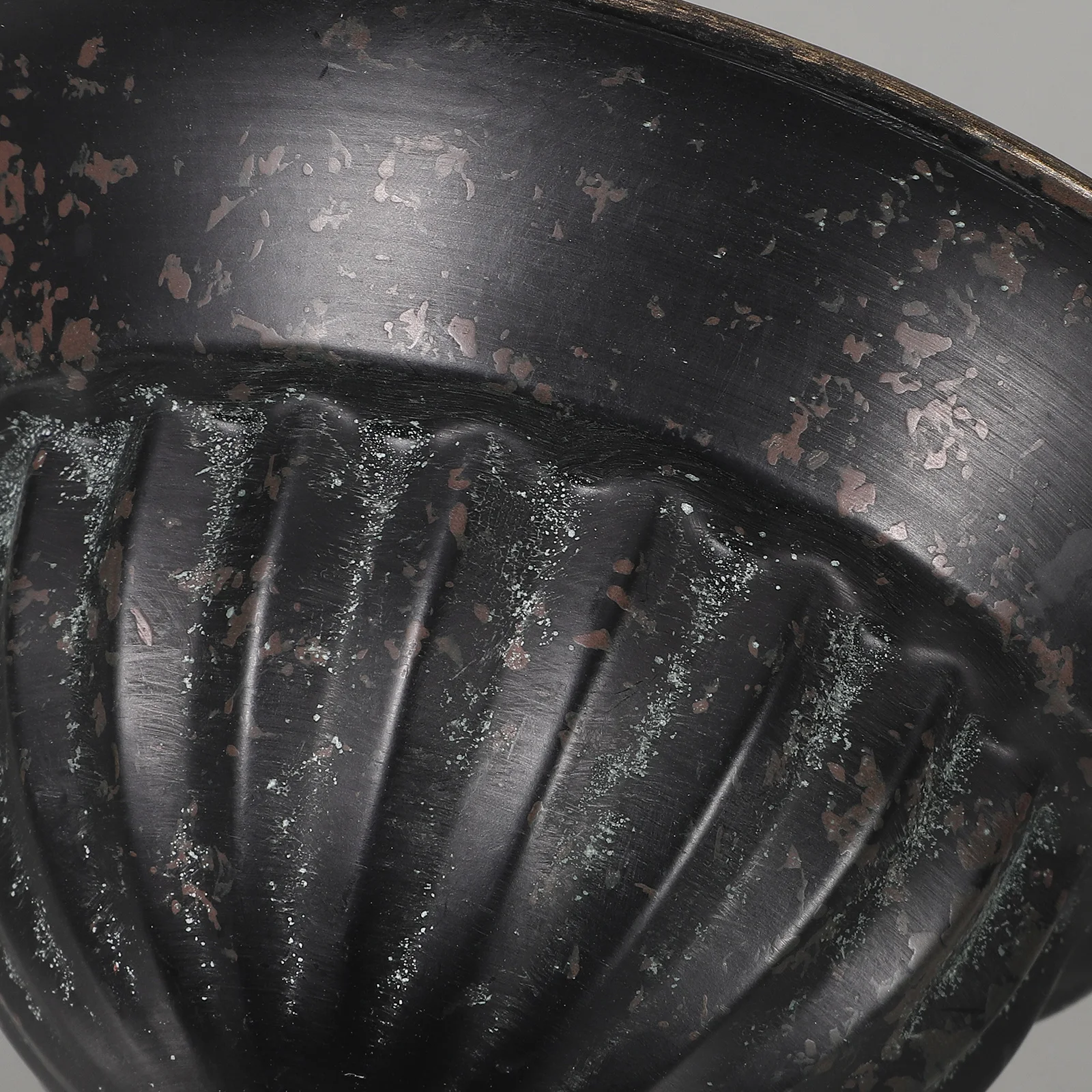 

Iron Art Flower Pot Vintage Trophy Vase For Home Office Hotel Decor Urn Planter Wedding Arrangement Container