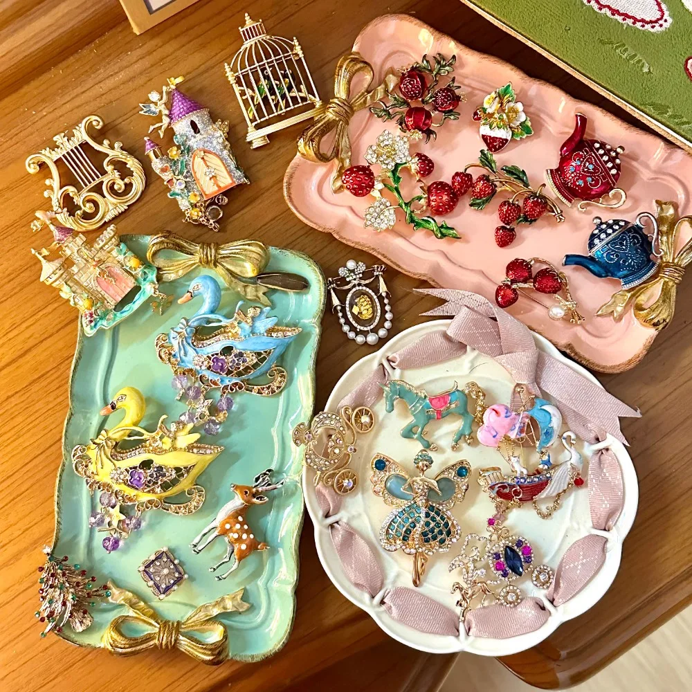 Barocke, luxuriöse, schöne klassische Broschenkollektion, Schmuckzubehör, Herren- und Damen-Anstecknadeln, Hochzeit, Feiertag, Party, Paar, Überraschungsgeschenk