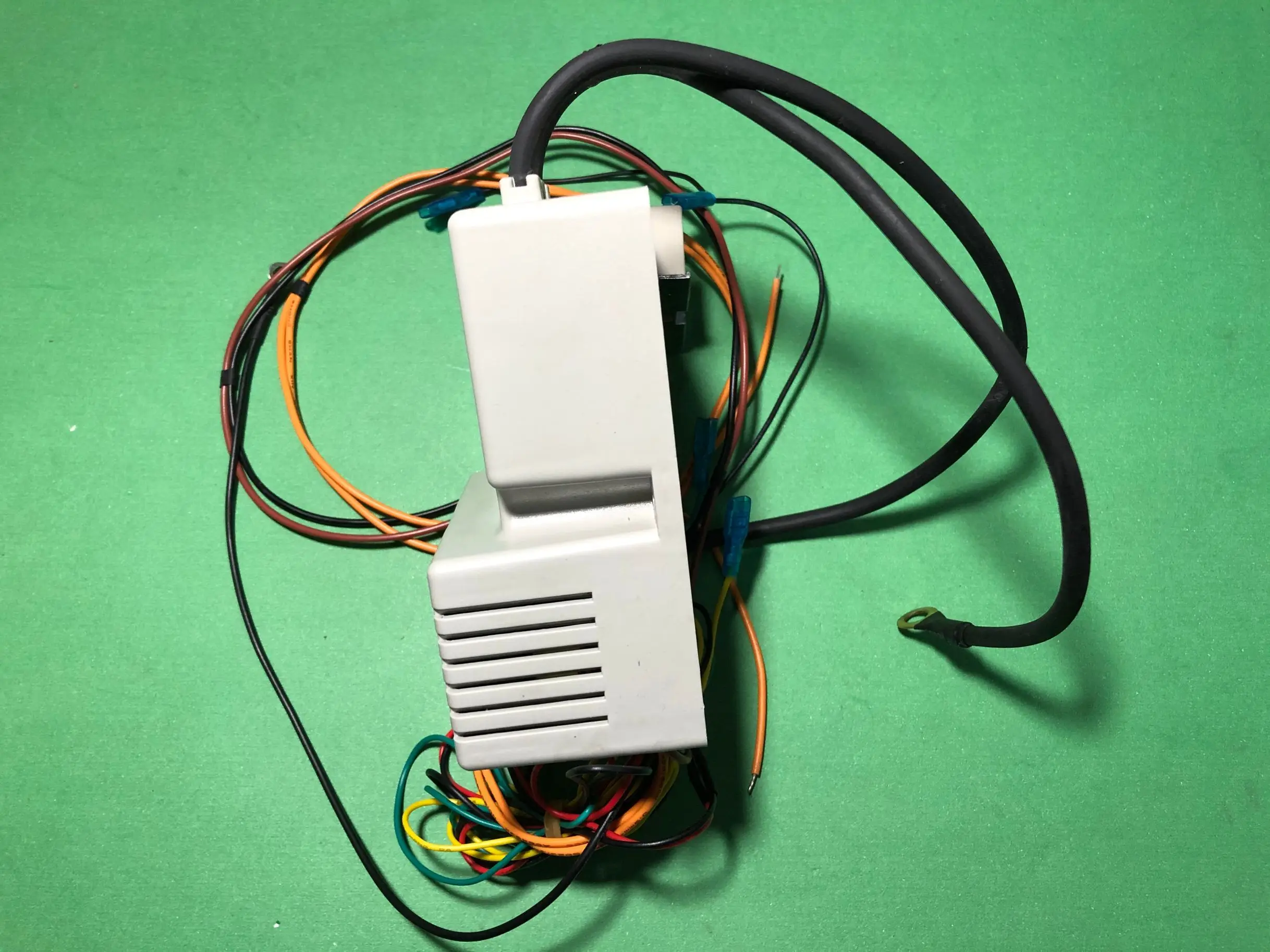 

Henglian Kitchen Treasure New South Hongling Xiangxing Debao Газовая духовка AS-KX204 Универсальный импульсный контроллер зажигания