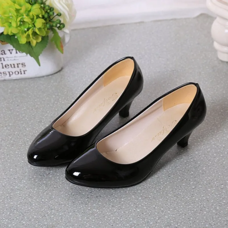 Lady Four-Season Mid-Heel Shoes Women Mid-Heel Pointed Shoes 5CM Chunky Heel Casual Leather Shoes Mid-Heel Point workplace Shoes